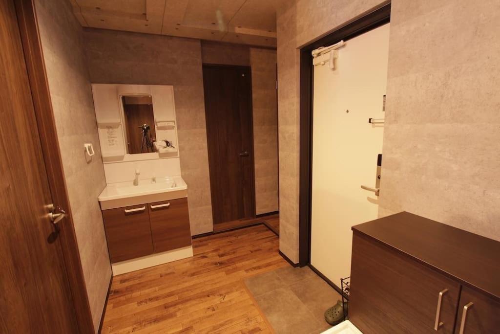דירות טוקיו Shinjuku Ny House 1 מראה חיצוני תמונה